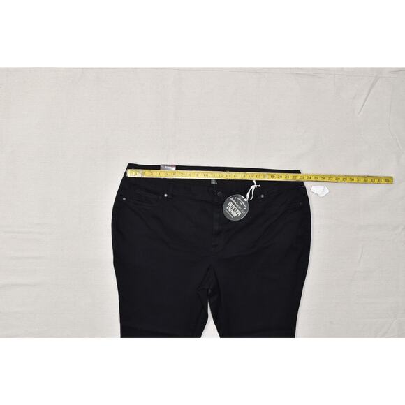 Avenue Denim Women's Black Skinny Jeans Plus Size 28 AVERAGE Cotton Blend NWT - Picture 3 of 8